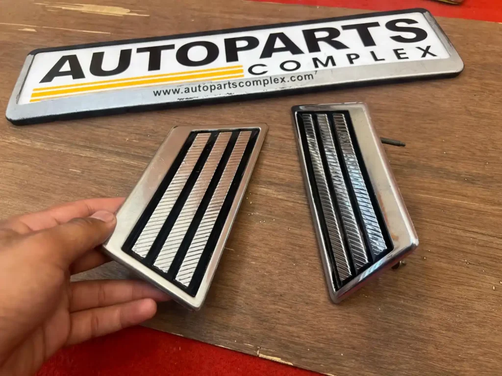 Corolla 1980 - 1983 GT TE71 Ke70 C pillar chrome vents pair (11)