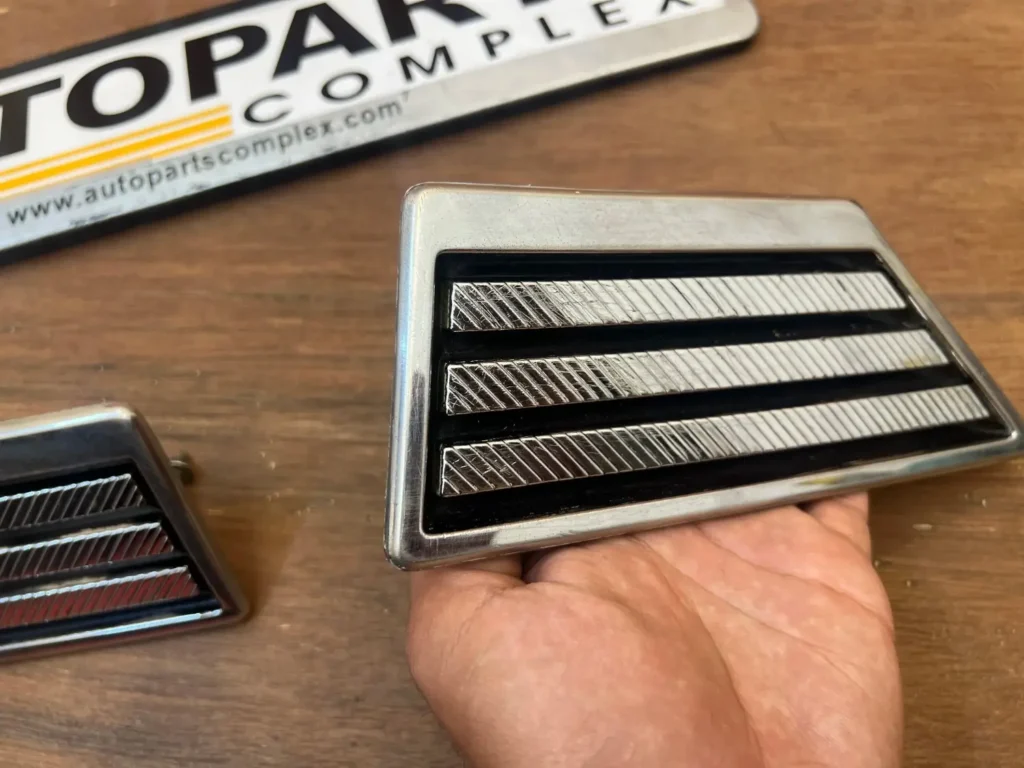 Corolla 1980 - 1983 GT TE71 Ke70 C pillar chrome vents pair (7)