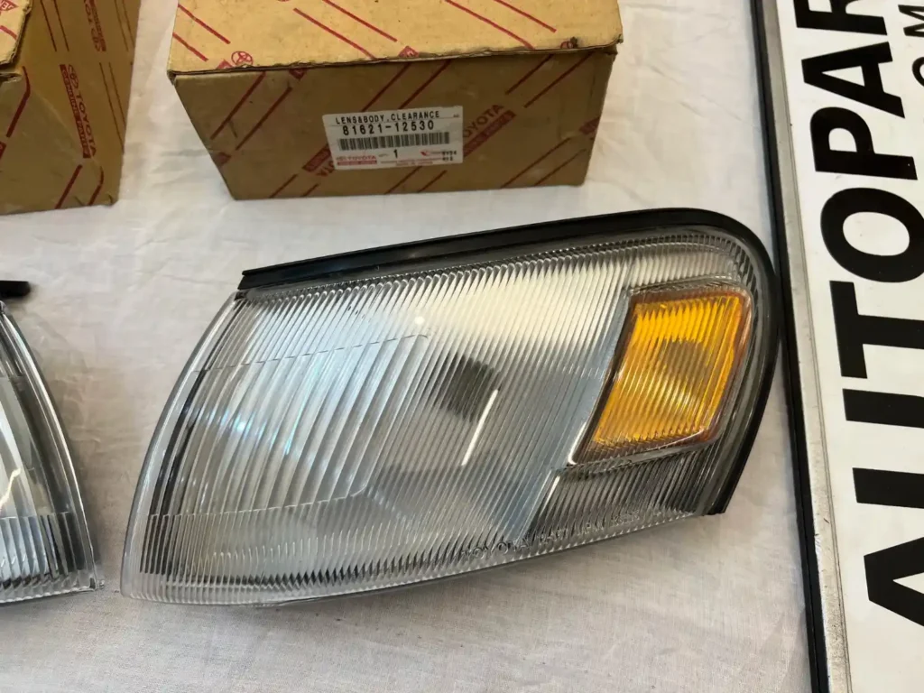 Corolla Ae100 Ae101 NOS OEM parking lamps (3)