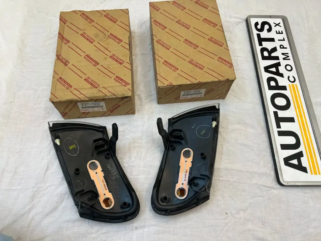 Corolla Ae100 Ae101 NOS OEM parking lamps (6)
