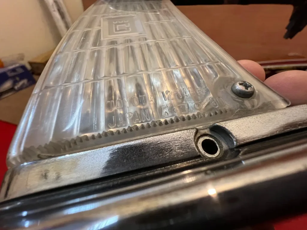 Corolla TE72 1982 1983 USDM headlight bezels with clear lenses (8)