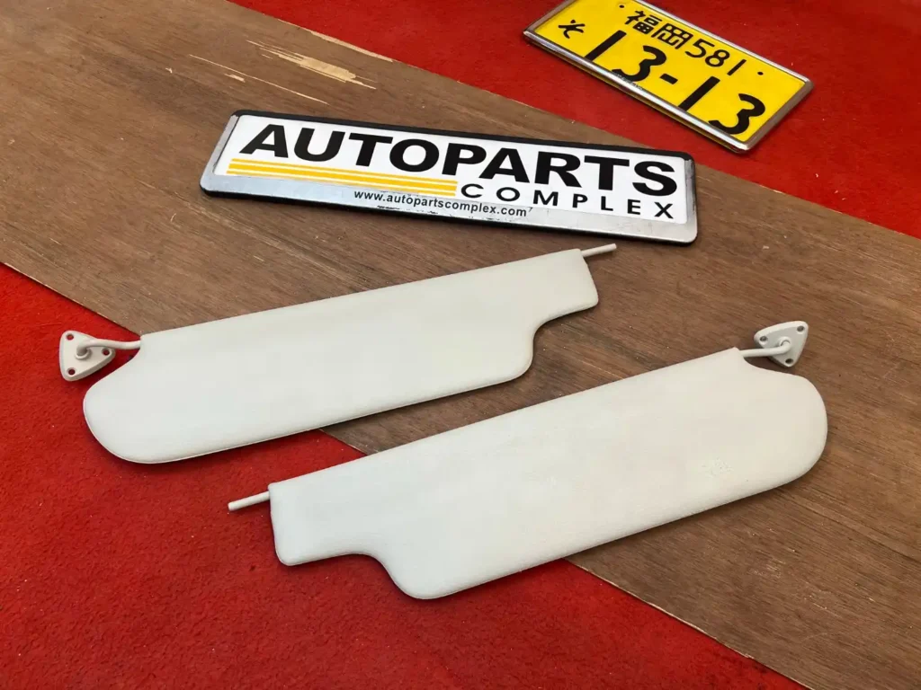 Corona RT40 1966 1967 1968 1969 OEM sun visors (7)
