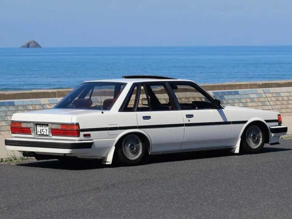 Cressida 1984 - 1988 Gx71 MX73 taillights pair with center garnish (14)