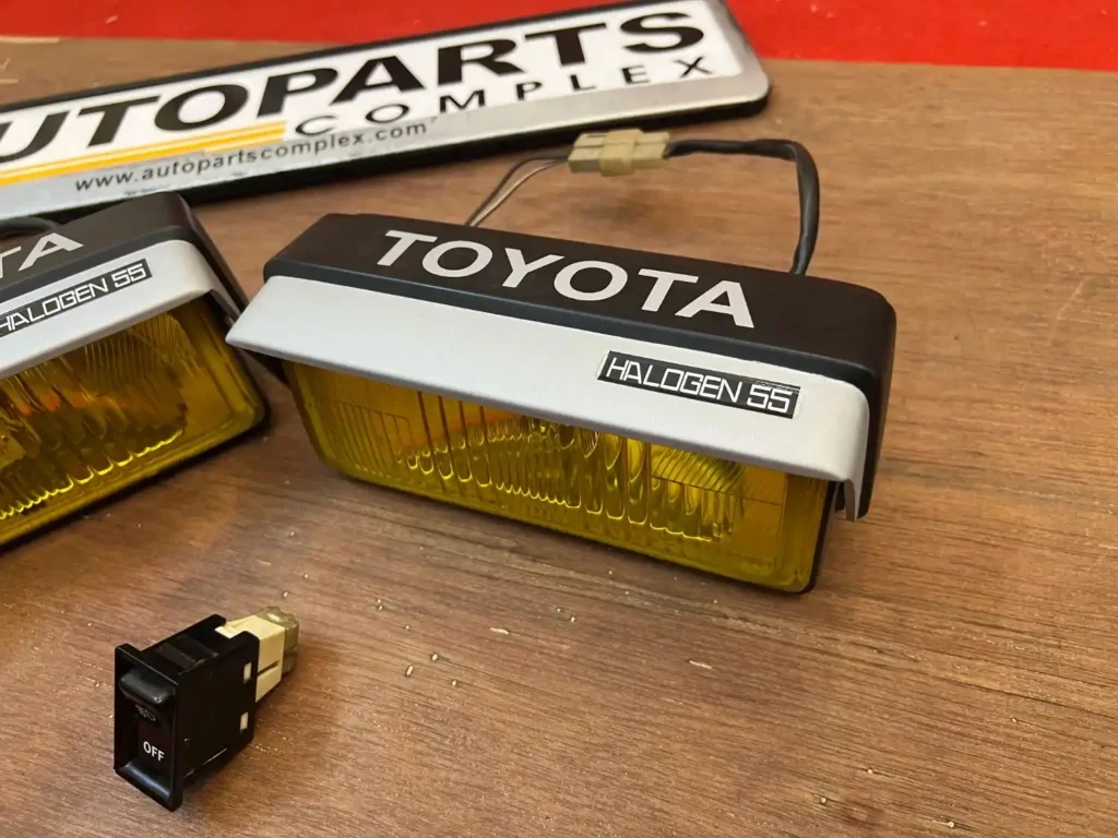 Toyota Auto cover retractable fog lamps JDM OEM (11)