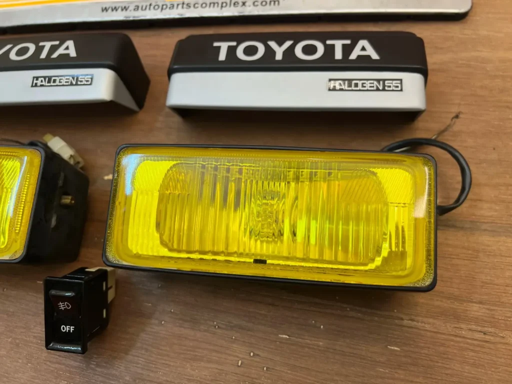 Toyota Auto cover retractable fog lamps JDM OEM (3)