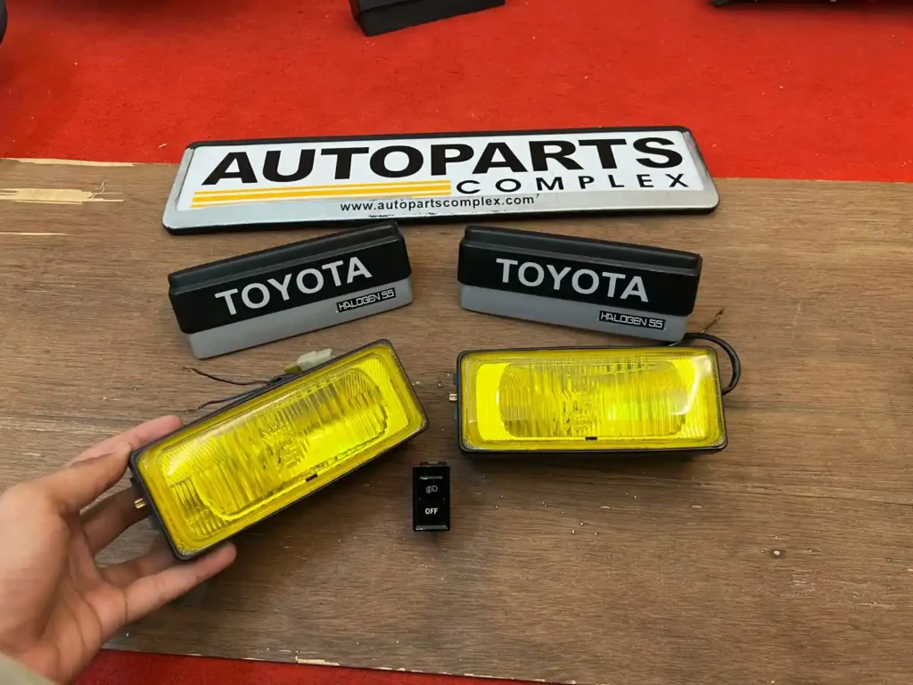 Toyota Auto cover retractable fog lamps JDM OEM (5)