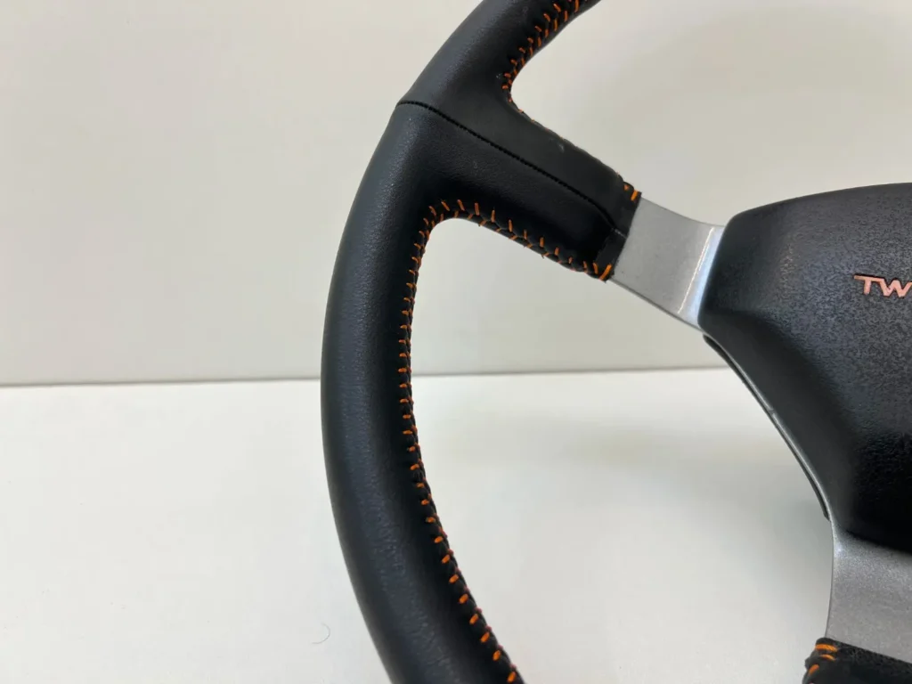 Ae86 AE82 Twin cam 16 steering wheel (3)