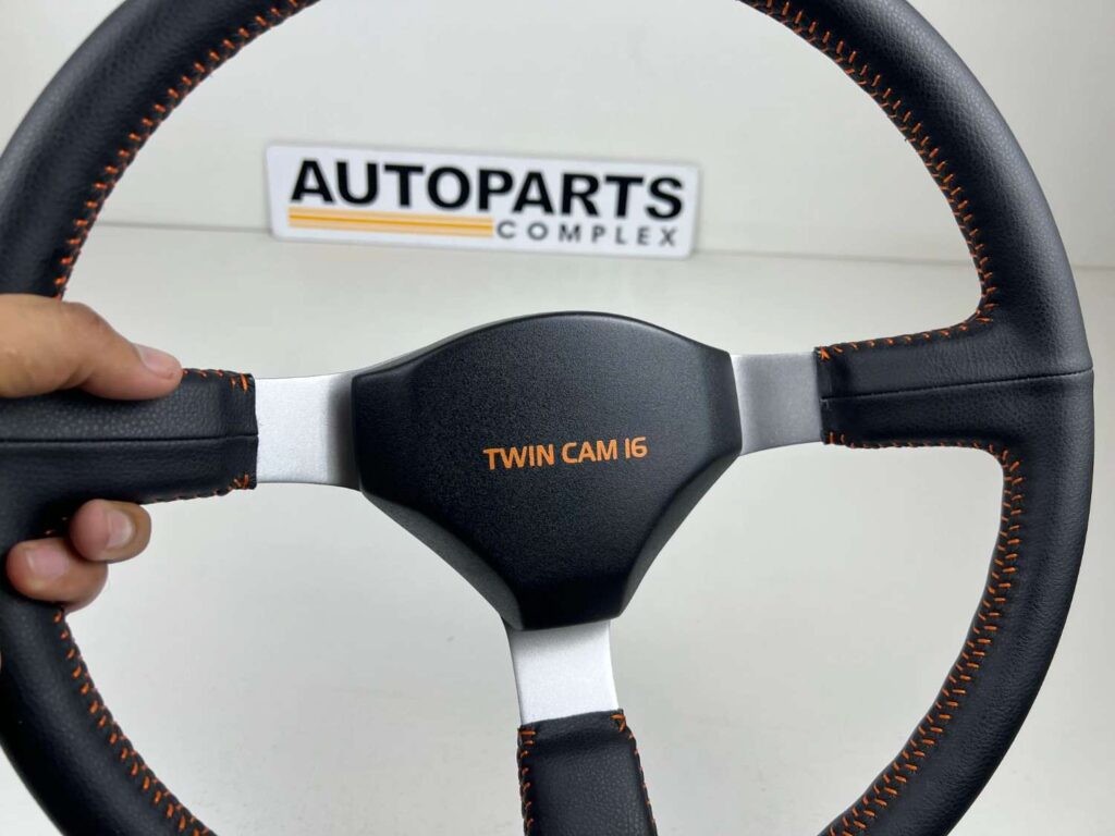 Ae86 AE82 Twin cam 16 steering wheel (4)