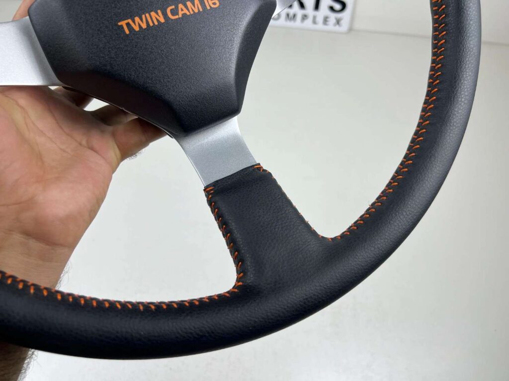 Ae86 AE82 Twin cam 16 steering wheel (8)