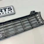 Corolla 1971 - 1974 ke20 te26 Te21 grille OEM (10)