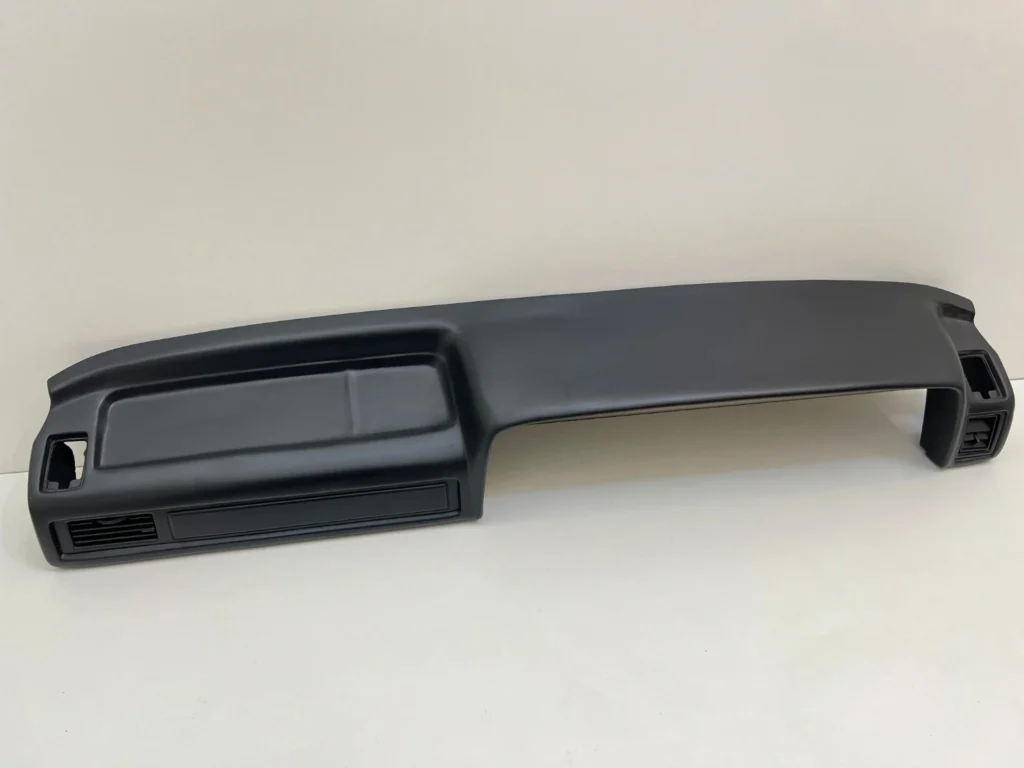 Corolla 1980 - 1983 KE70 RHD dashboard pad (8)