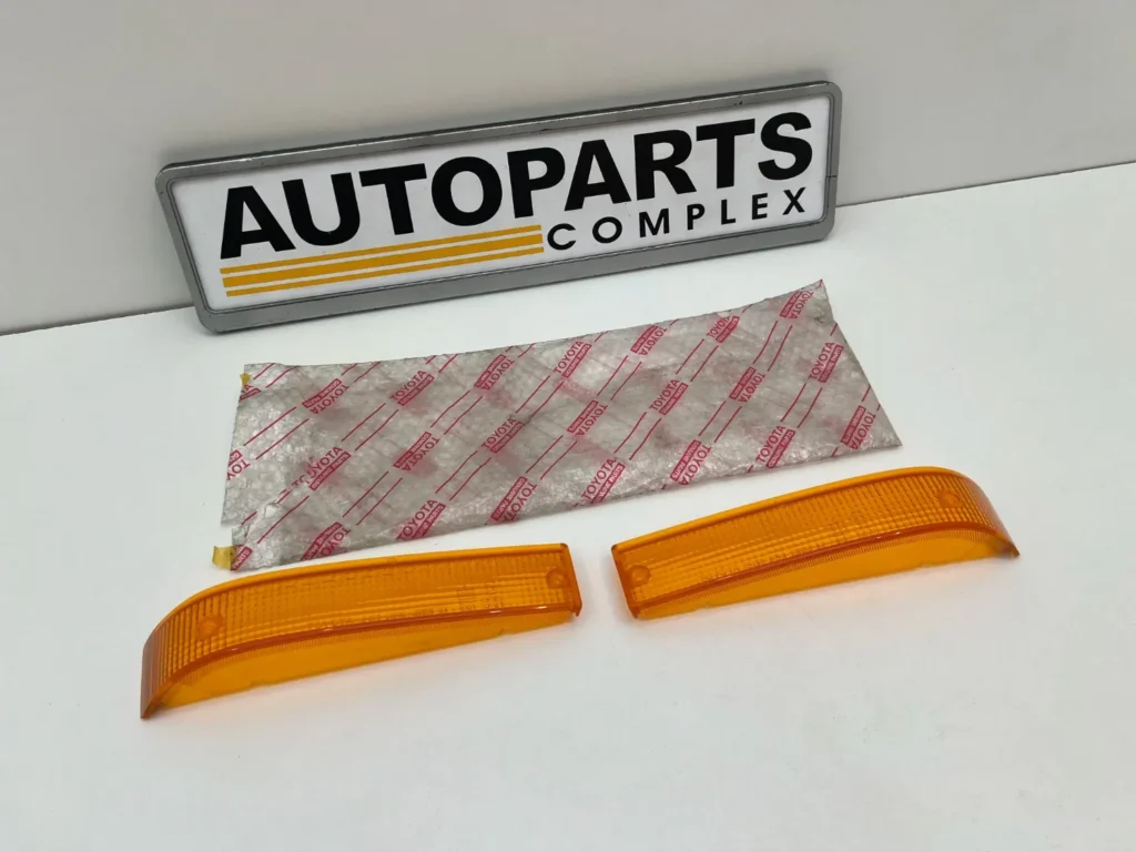 Corolla AE82 Jdm front bumper indicator lenses NOS OEM (6)