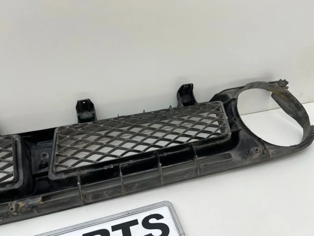 Corolla Ke35 SR grille (11)