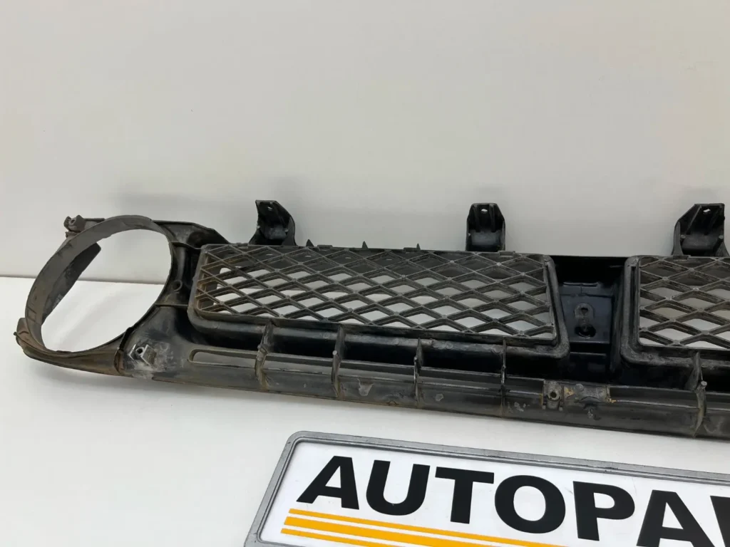 Corolla Ke35 SR grille (12)