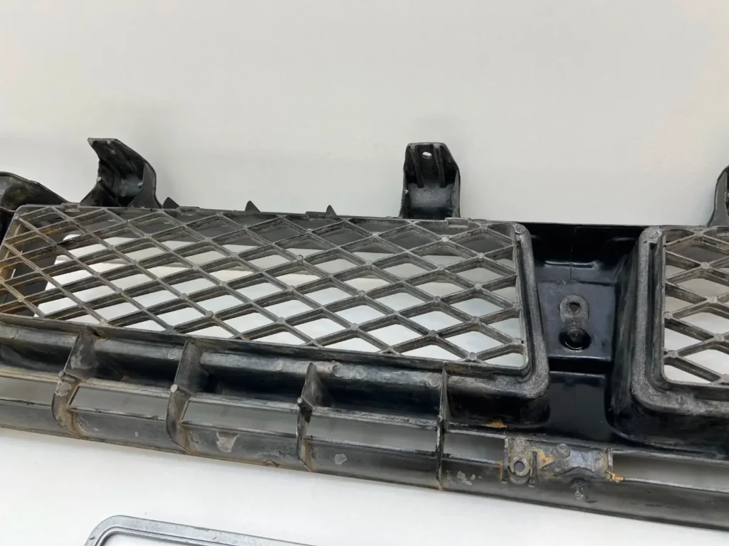 Corolla Ke35 SR grille (15)