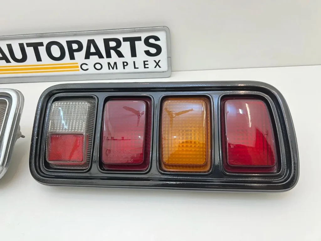 Corolla ke35 Te37 levin tail lights (3)