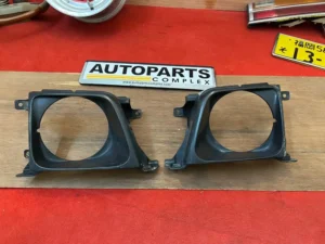 For Toyota Land Cruiser Prado LC90 FJ95 LJ95 Headlight bezels L+R OEM used (2)