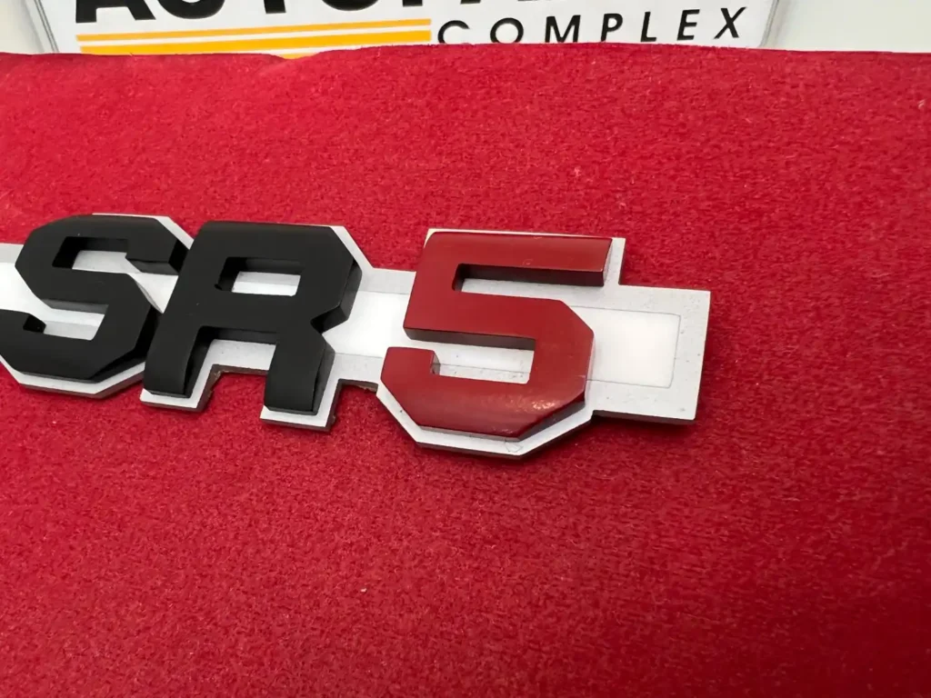 New SR5 badge (4)