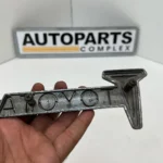 Toyota Hilux 1979 1980 RN30 RN40 RN36 grille badge OEM used (6)