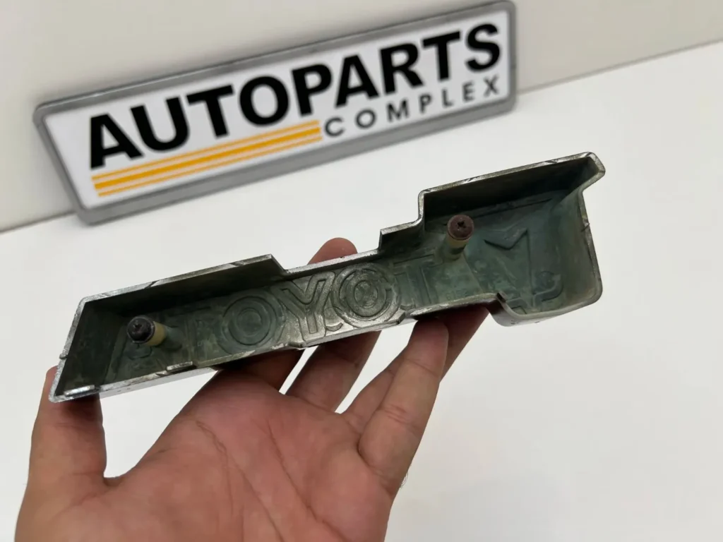 Toyota Pickup Hilux 4wd 1981 1982 1983 Grille Toyota Badge (1)
