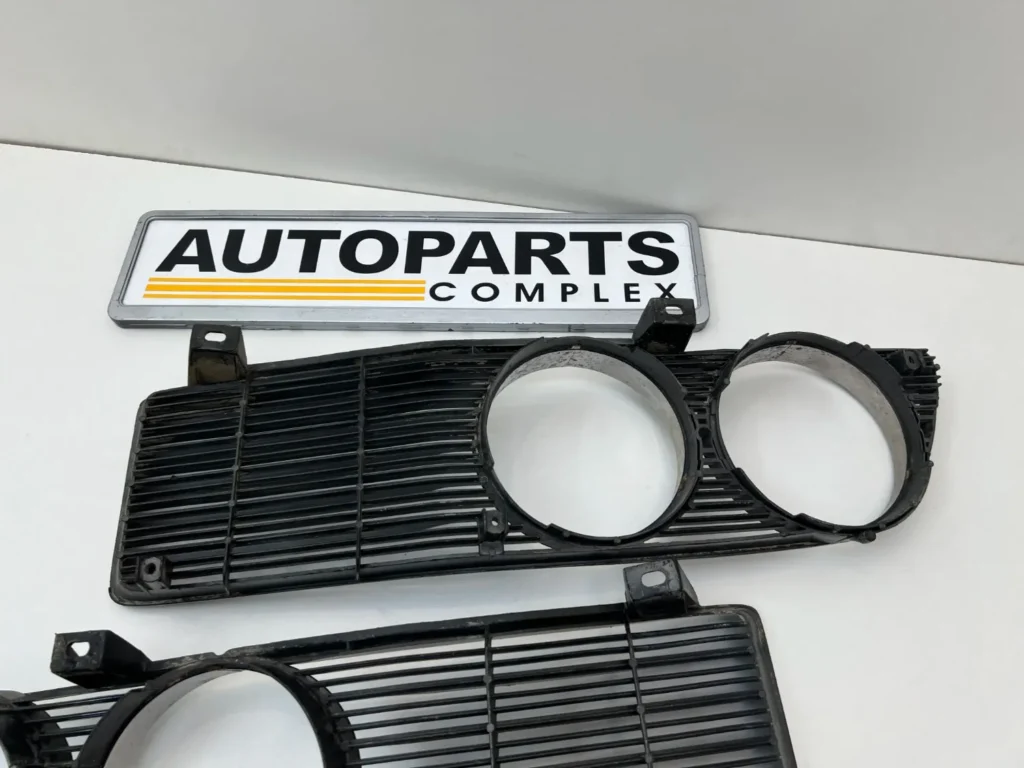 Toyota corona Mark ii 1973 1974 1975 1976 rx12 mx22 rx10 rx20 OEM used grille set (11)