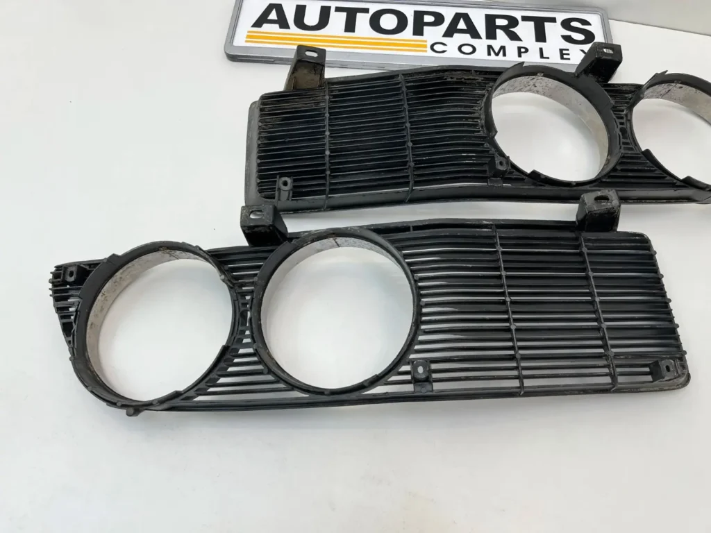 Toyota corona Mark ii 1973 1974 1975 1976 rx12 mx22 rx10 rx20 OEM used grille set (12)