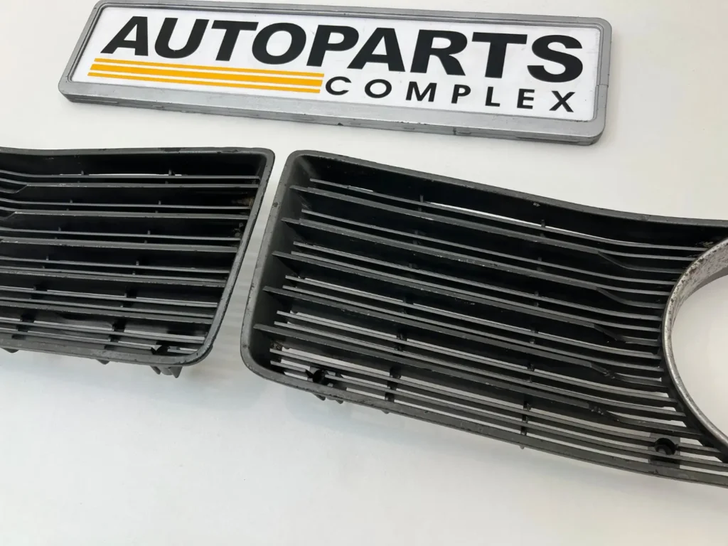 Toyota corona Mark ii 1973 1974 1975 1976 rx12 mx22 rx10 rx20 OEM used grille set (3)