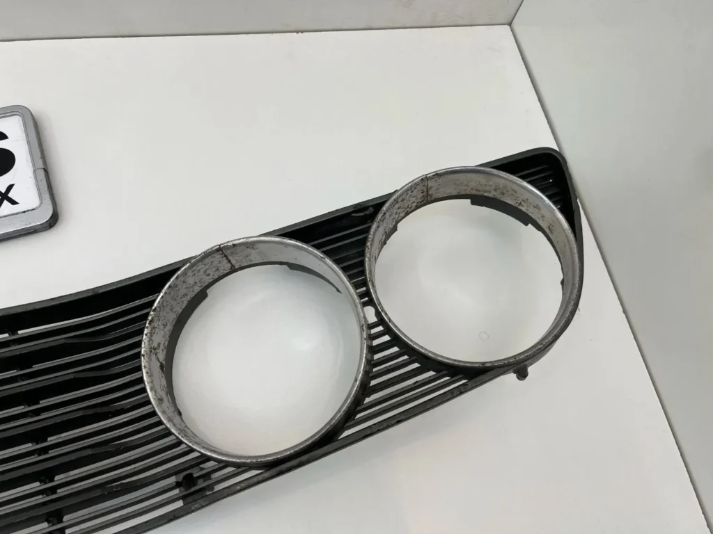 Toyota corona Mark ii 1973 1974 1975 1976 rx12 mx22 rx10 rx20 OEM used grille set (4)