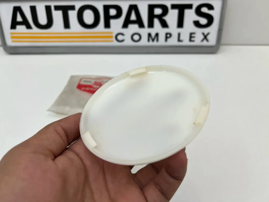 Toyota corona RT40 Dome lamp lens NOS OEM (5)