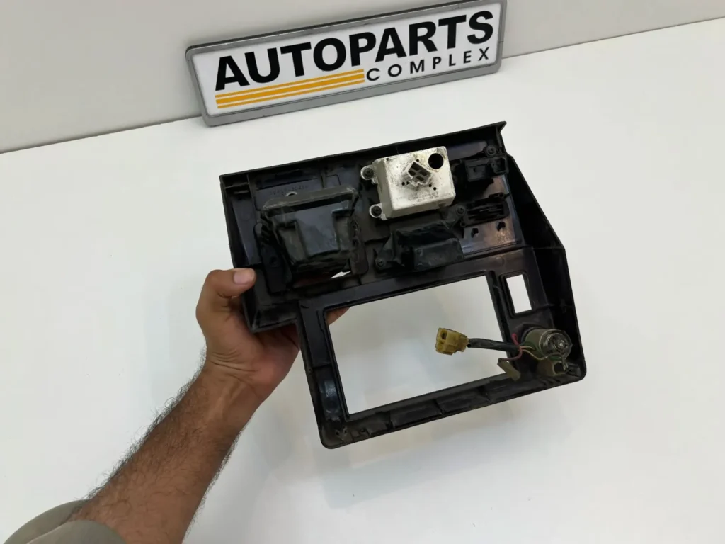 Toyota crown GS120 ls120 dash console center assy (7)