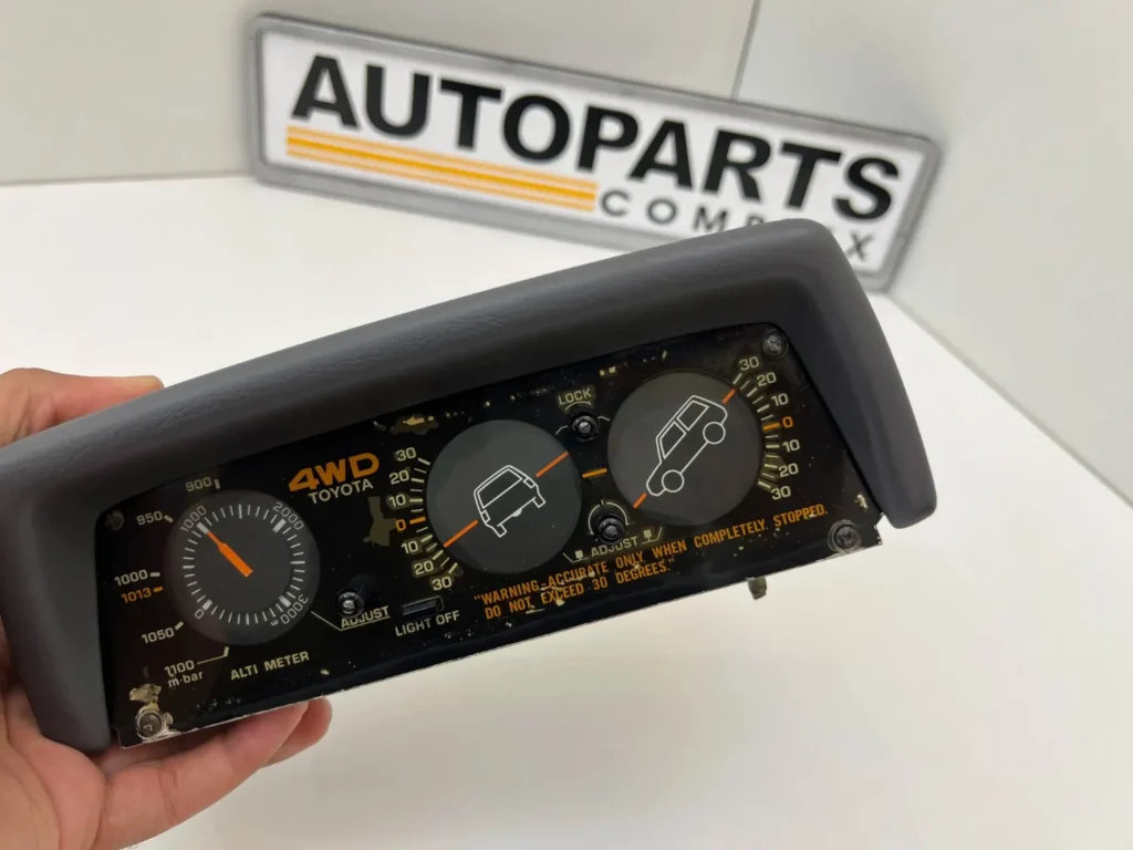 1st gen 4Runner hilux 1984 - 1988 inclinometer Altimeter (grey) (5)
