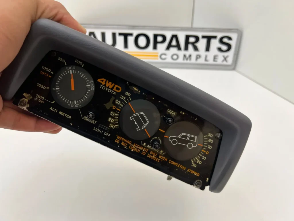 1st gen 4Runner hilux 1984 - 1988 inclinometer Altimeter (grey) (6)