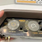 1st gen 4runner hilux inclinometer Altimeter OEM (brown) (1)