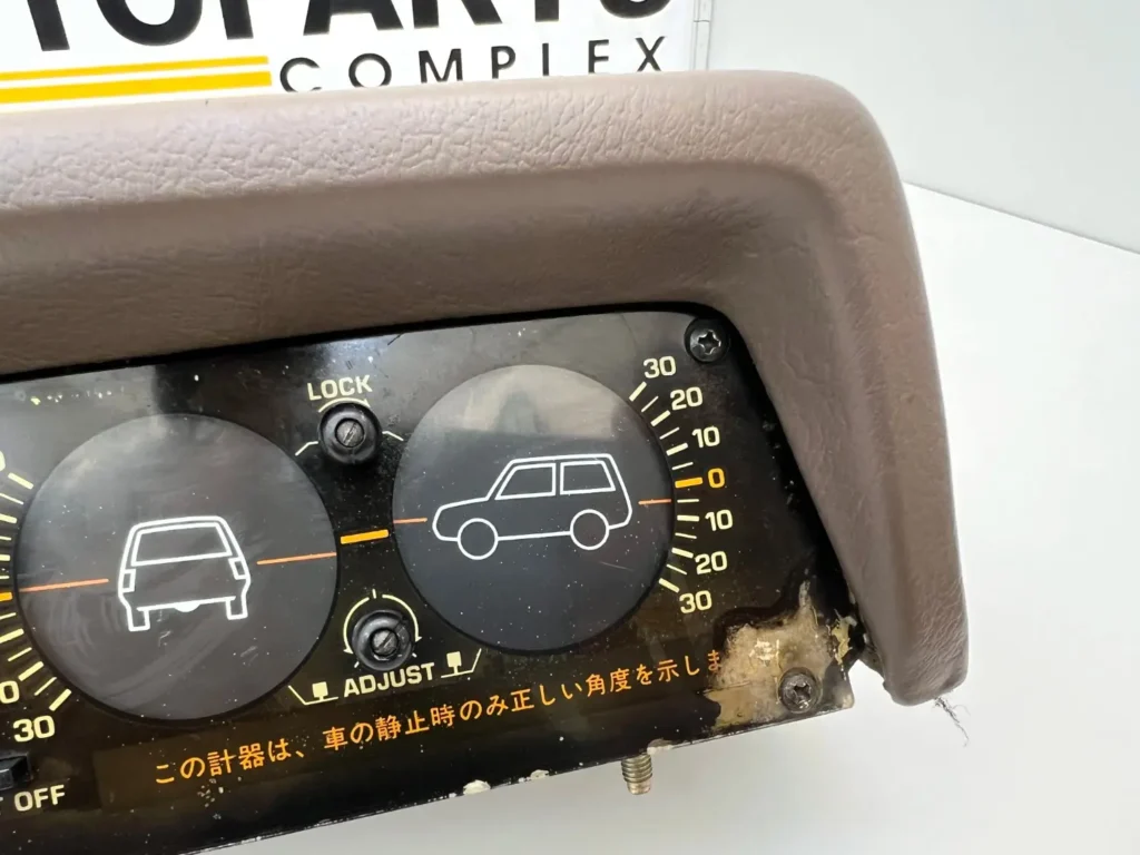 1st gen 4runner hilux inclinometer Altimeter OEM (brown) (3)