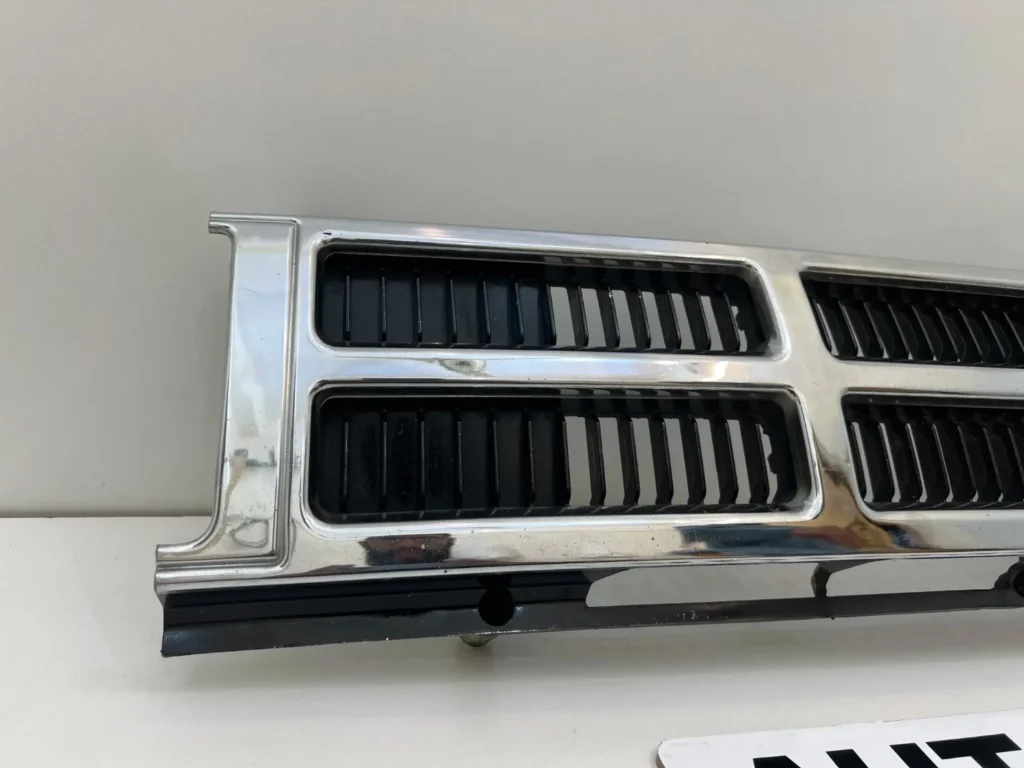 1st gen 4runner hilux pickup 1984 - 1988 JDM grille 910 condition (3)