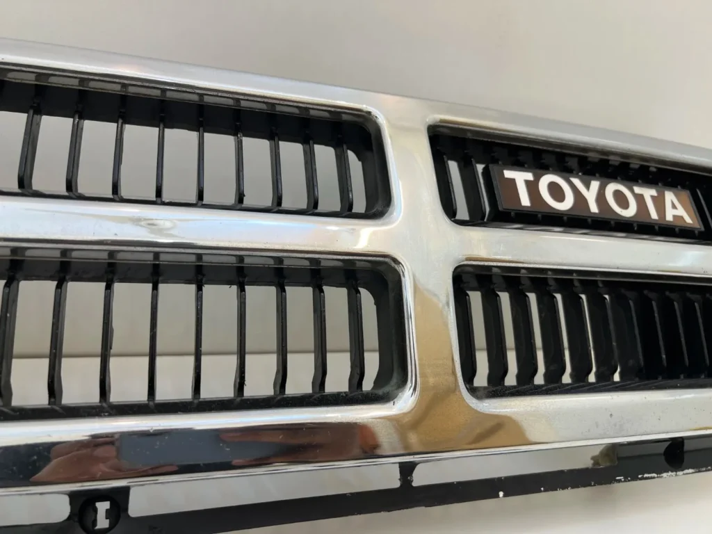 1st gen 4runner hilux pickup 1984 - 1988 JDM grille 910 condition (9)