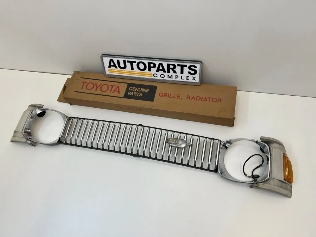 Corolla 1971 1972 ke20 te21 ke25 te27 front grille set (4)