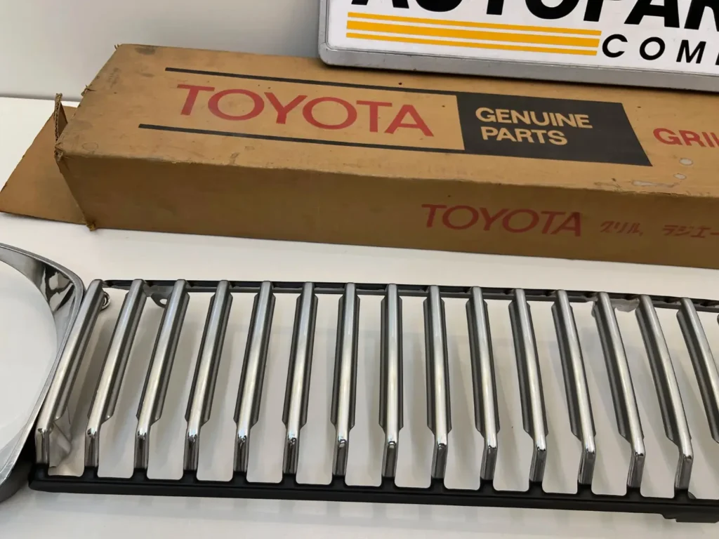 Corolla 1971 1972 ke20 te21 ke25 te27 front grille set (7)