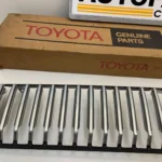 Corolla 1971 1972 ke20 te21 ke25 te27 front grille set (7)