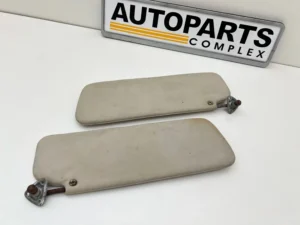 Corolla 1971 - 1974 KE20 ke25 ke26 OEM used sun visors (2)