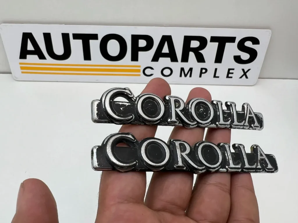Corolla 1975 - 1979 ke30 te31 fender corolla badges pair (3)
