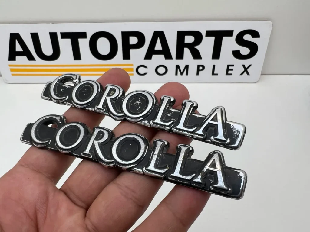 Corolla 1975 - 1979 ke30 te31 fender corolla badges pair (4)
