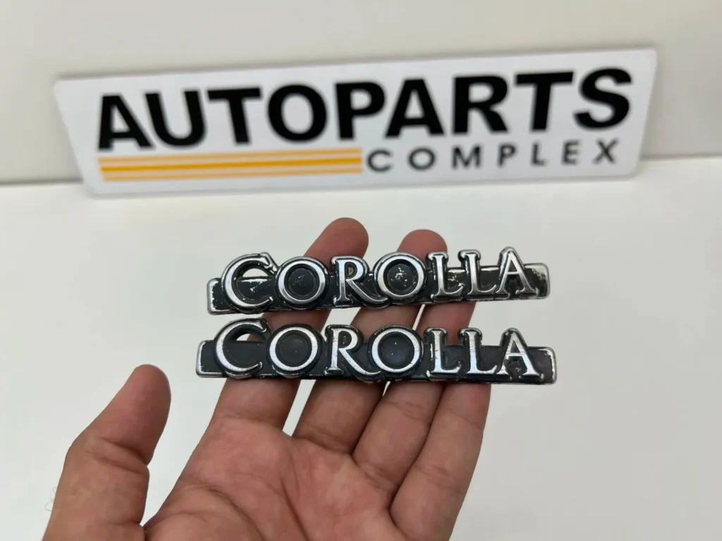 Corolla 1975 - 1979 ke30 te31 fender corolla badges pair (5)