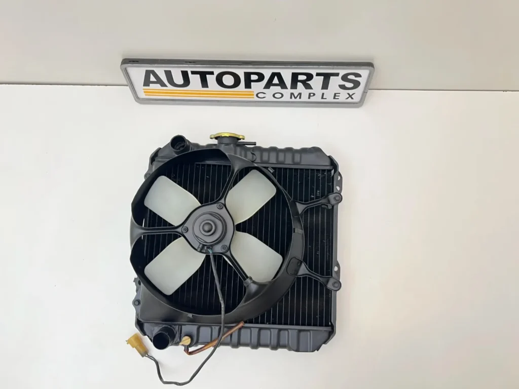 Corolla 1980 - 1983 4k-U 4k-II GLSE radiator with fan (10)