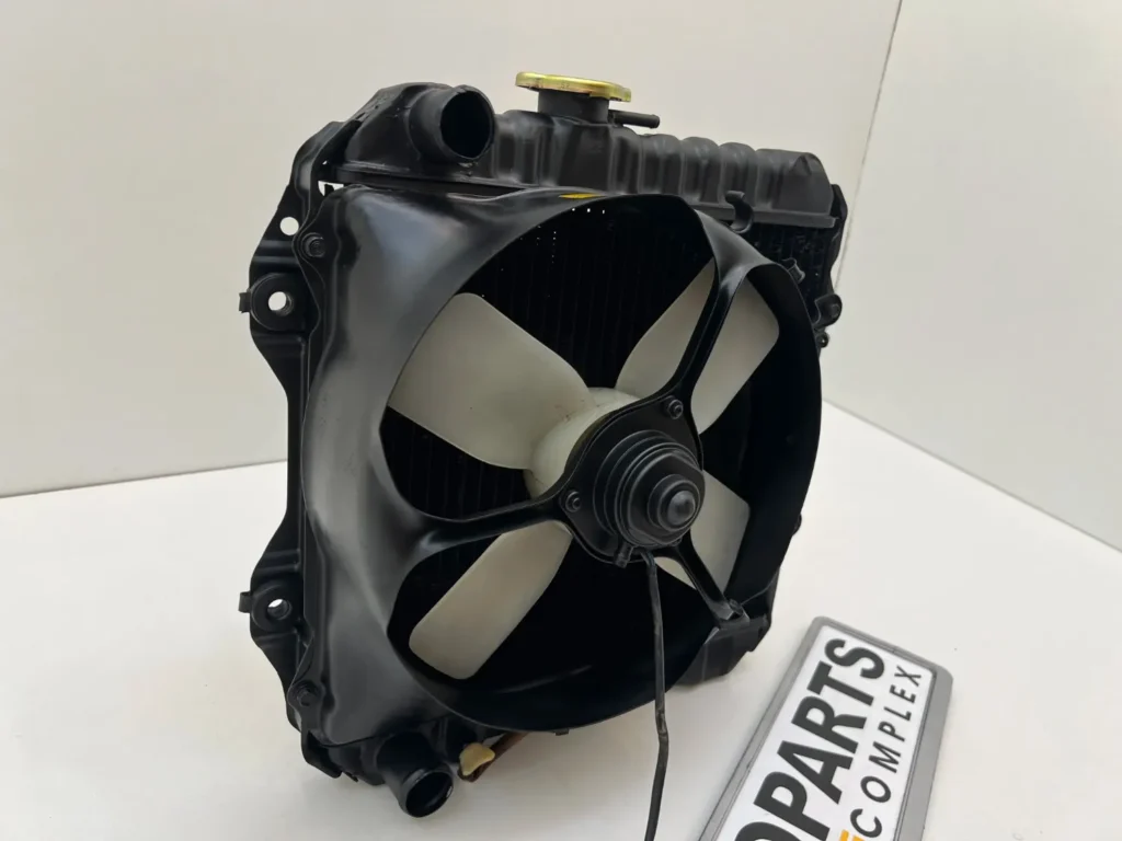 Corolla 1980 - 1983 4k-U 4k-II GLSE radiator with fan (14)