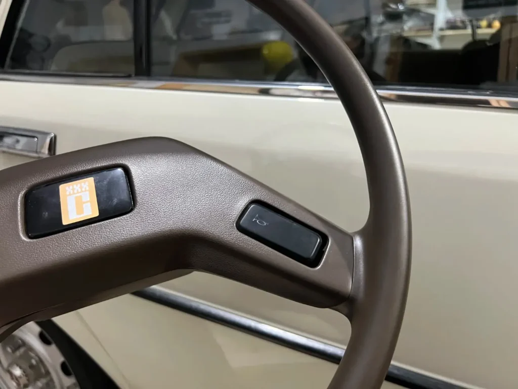 Corolla 1982 1983 brown steering wheel ke70 te72 (4)
