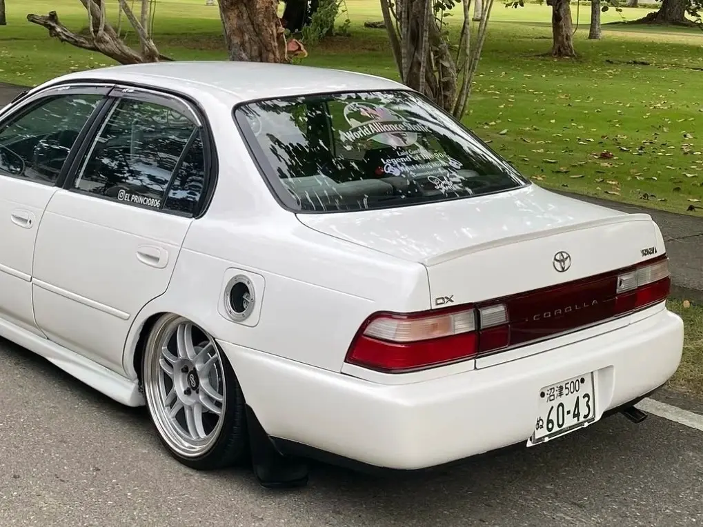 Corolla AE101 AE100 JDM style modified fuel filler door and TRD cap (1)