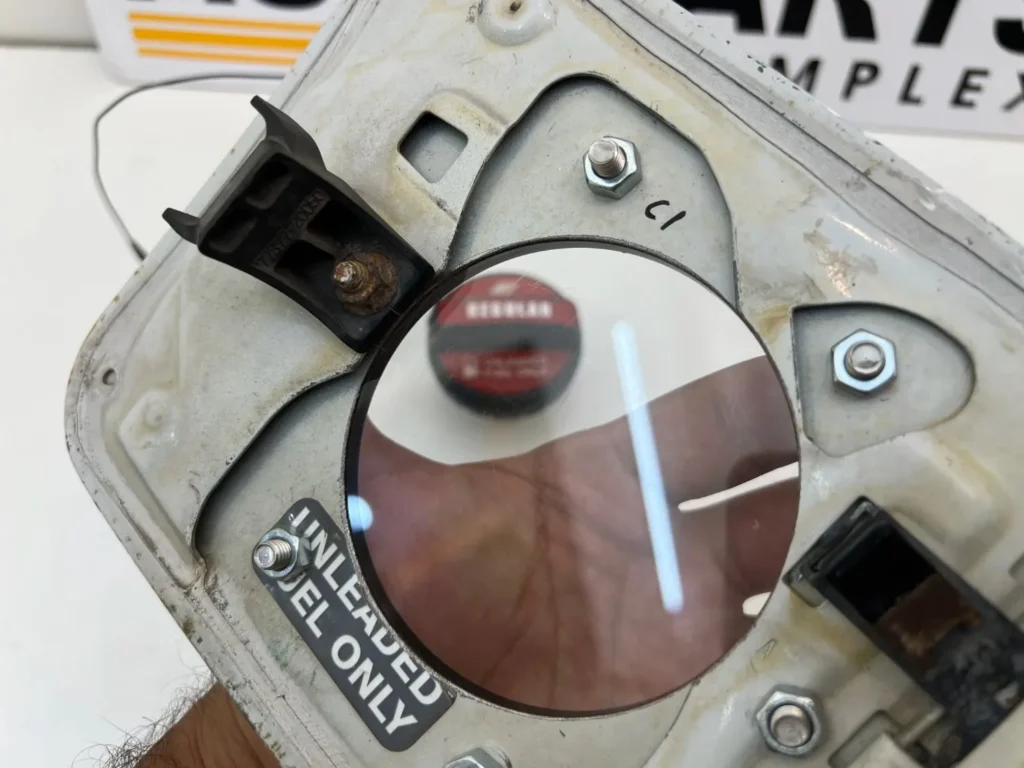 Corolla AE101 AE100 JDM style modified fuel filler door and TRD cap (10)
