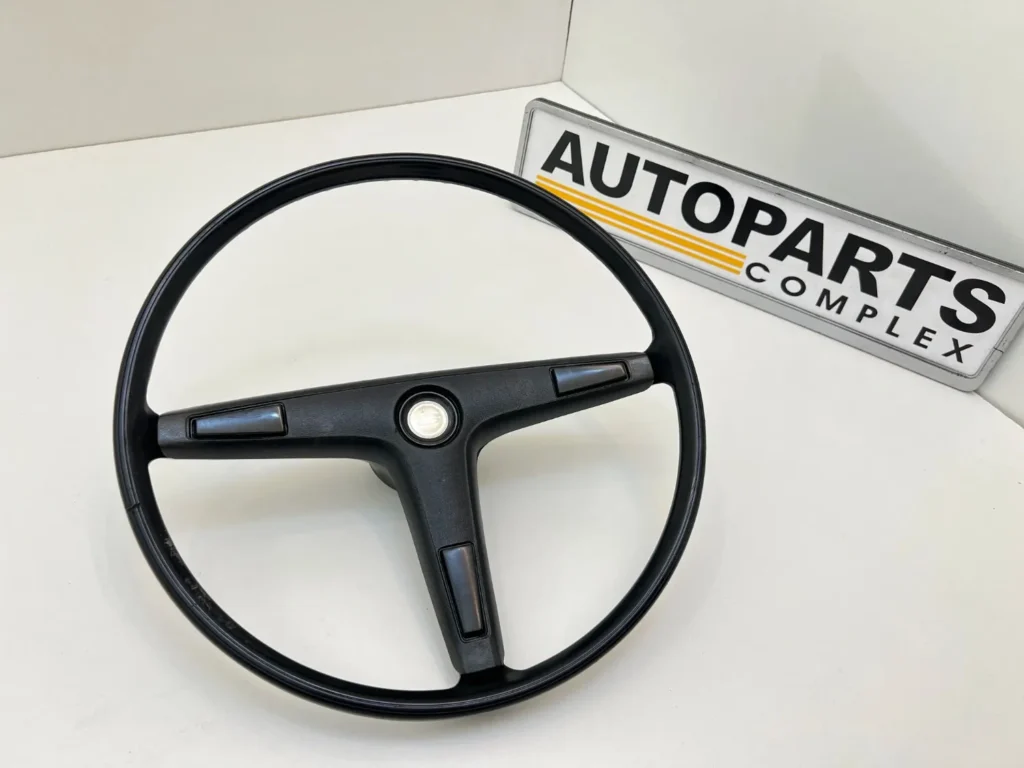 Corolla ke20 ke25 ke26 3-spoke steering wheel (2)