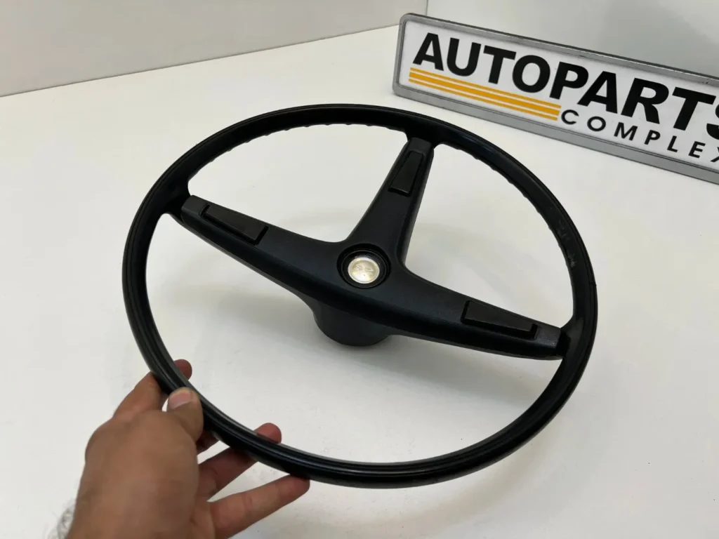 Corolla ke20 ke25 ke26 3-spoke steering wheel (9)